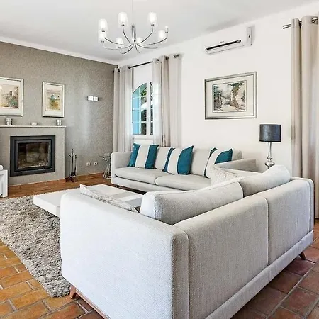 Private With Beautiful Gardens * Guia (Faro)