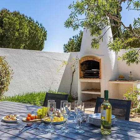 Willa Private With Beautiful Gardens Guia (Faro)