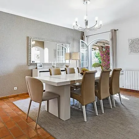 Private With Beautiful Gardens Villa Guia (Faro)